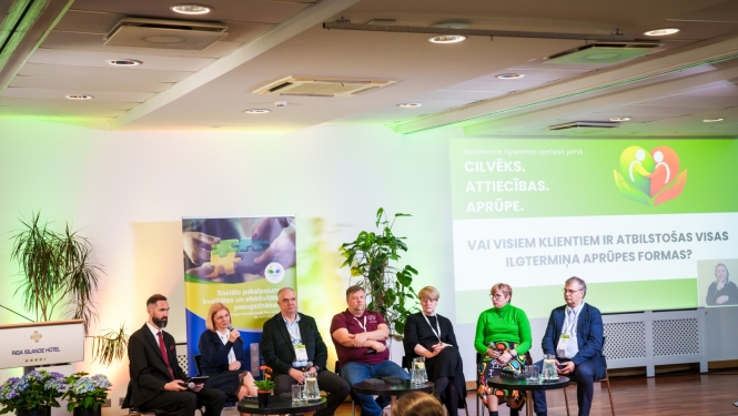 Konferencē “CILVĒKS. ATTIECĪBAS. APRŪPE”  vadītāji