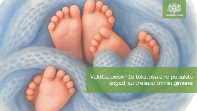 Trīs zīdaiņu pēdas zilā segā; paziņojums par 15 000 eiro atbalstu trīnīšu ģimenēm, Labklājības ministrija.