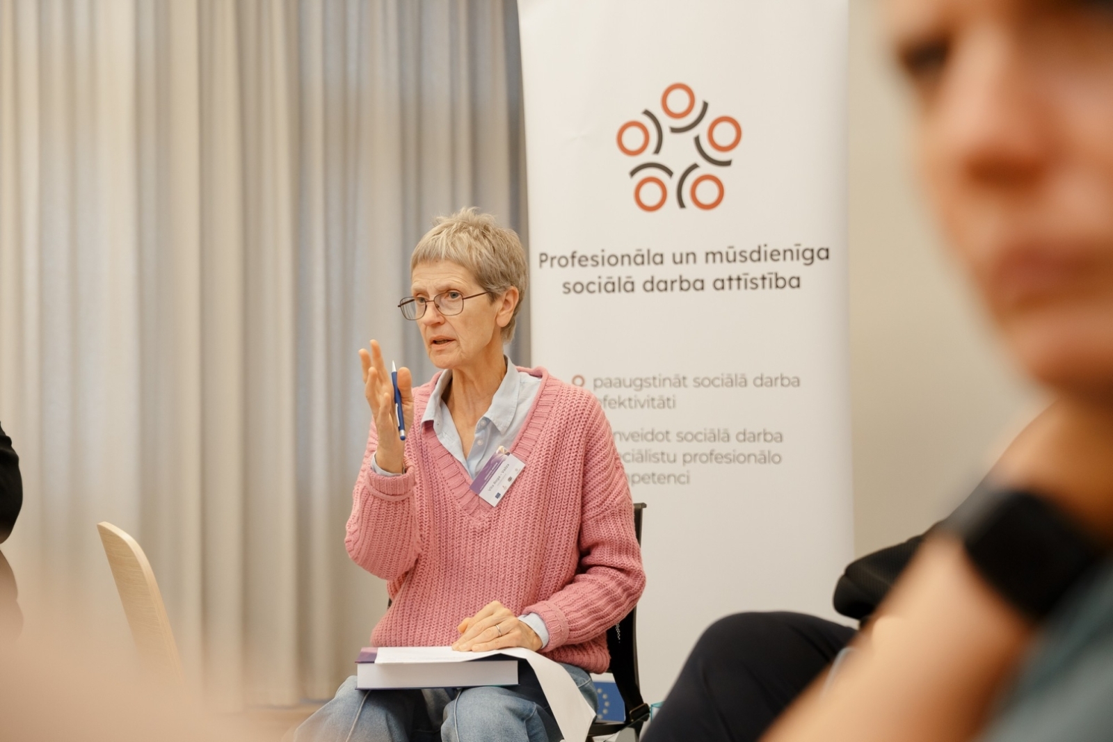 Domnīca “Sociālā darba grāmatas nozīme sociālā darba speciālistu ikdienā un profesijas attīstībā”