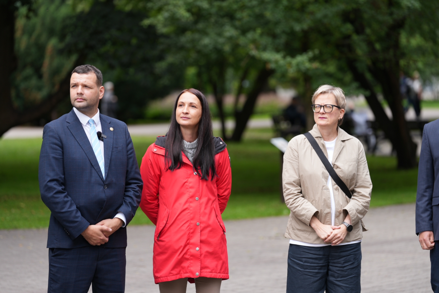 Atklāta kampaņa “Dāvā bērniem mīlošu ģimeni!” palīdzība bērnam var sākties ar sarunu un pirmo soli