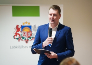 konferences vadītājs