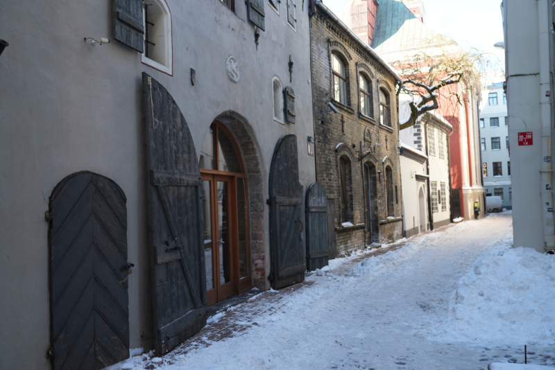 Foto: Alksnāju iela 7 - Noliktava (bilde ar ēku)