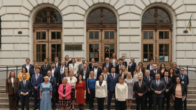 Labklājības ministrs piedalījās Sociālās politikas ministru samitā Ukrainā