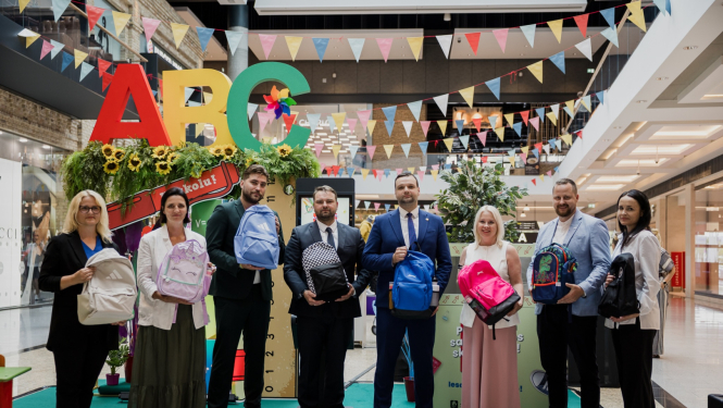 atklāta labdarības akcija “Palīdzēsim sagatavoties skolai kopā!”