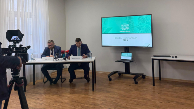 LM minisrs un valsts sekretars preses brīfinga