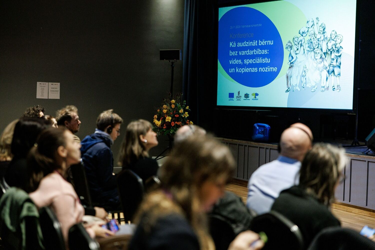 Konference “Kā audzināt bērnu bez vardarbības: vides, speciālistu un kopienas nozīme” 25.11.2025. atskata bildes